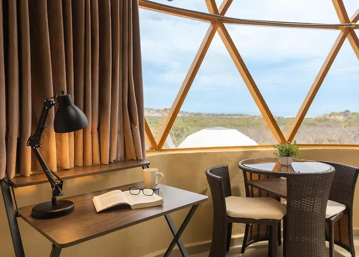 Los Domecitos - Geodesic Dome Retreat